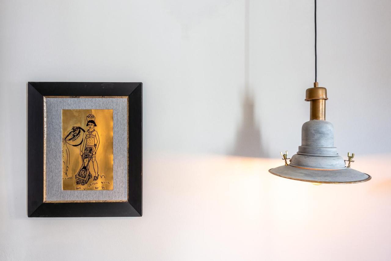 Lejlighed Bright Historical By Guestready